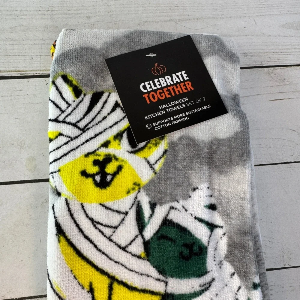 Celebrate Together Halloween Kitchen Towels Set 2 Love My Mummy Cats New‎